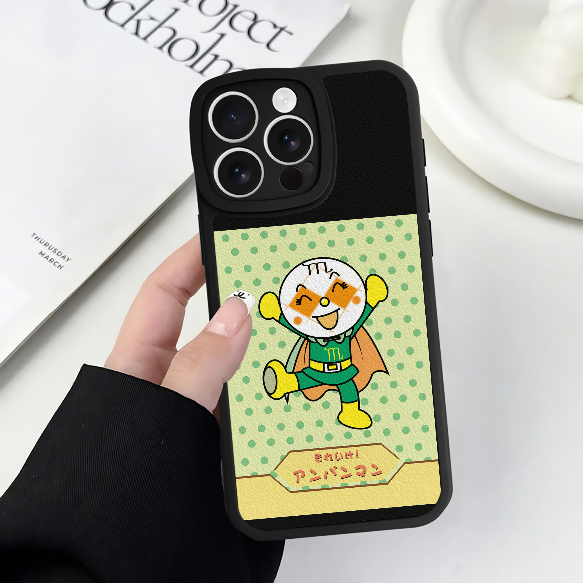 （画像用） アンパンマン Anpanman 【iPhone 16シリーズ対応】シリコンスマホケース（レザー調） 材質：シリコン